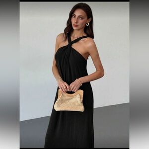 Elegant Black Maxi Dress